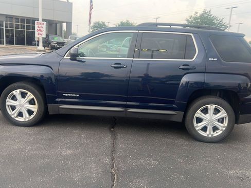 Used 2017 GMC Terrain SLE w/ Convenience Package FWD image 10