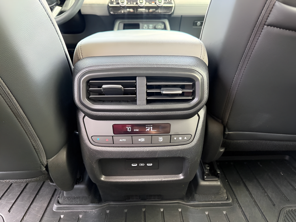 Certified 2025 Honda Pilot EX-L image 12