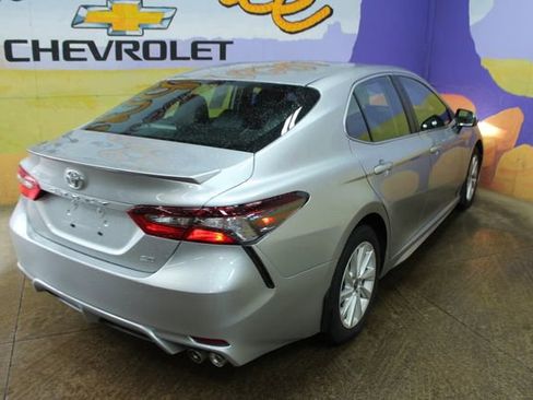 Used 2024 Toyota Camry SE FWD image 8