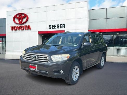 Used 2010 Toyota Highlander SE AWD/4WD image 10