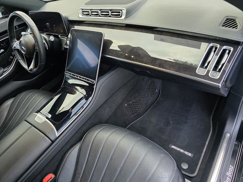 Used 2022 Mercedes-Benz S 500 4MATIC image 28