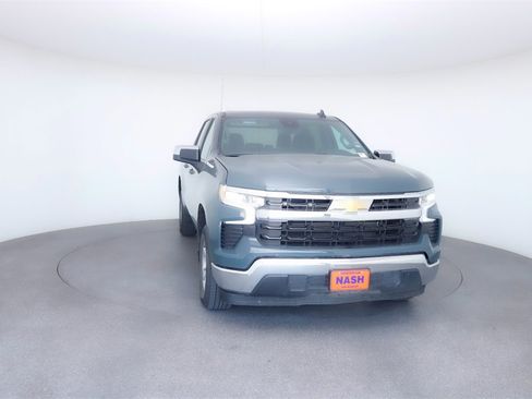 Used 2025 Chevrolet Silverado 1500 LT image 12