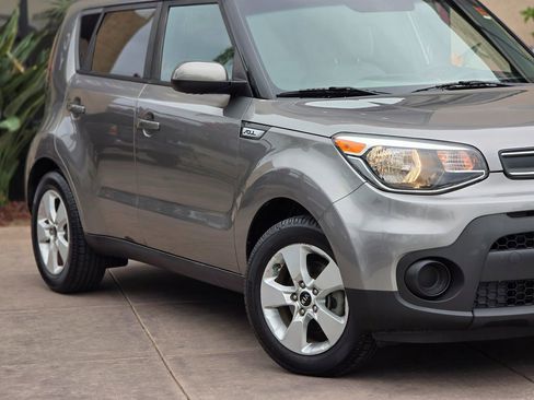 Used 2017 Kia Soul image 4