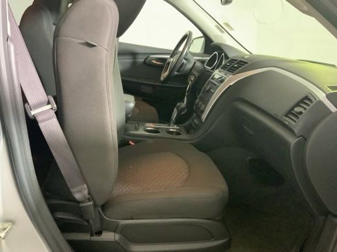 Used 2012 Chevrolet Traverse LT w/ All-Star Edition image 20