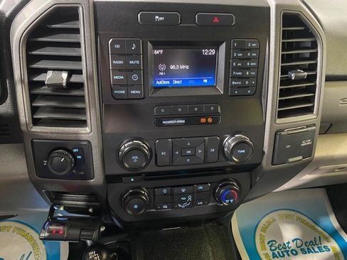 Used 2017 Ford F250 XL w/ Power Equipment Group AWD/4WD image 15