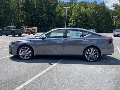 New 2025 Nissan Altima 2.5 SL image 4