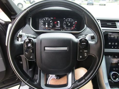 Used 2018 Land Rover Range Rover Sport Supercharged AWD/4WD image 15
