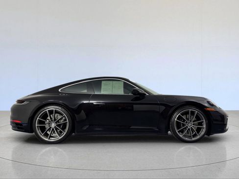 Certified 2023 Porsche 911 Carrera 4S image 9