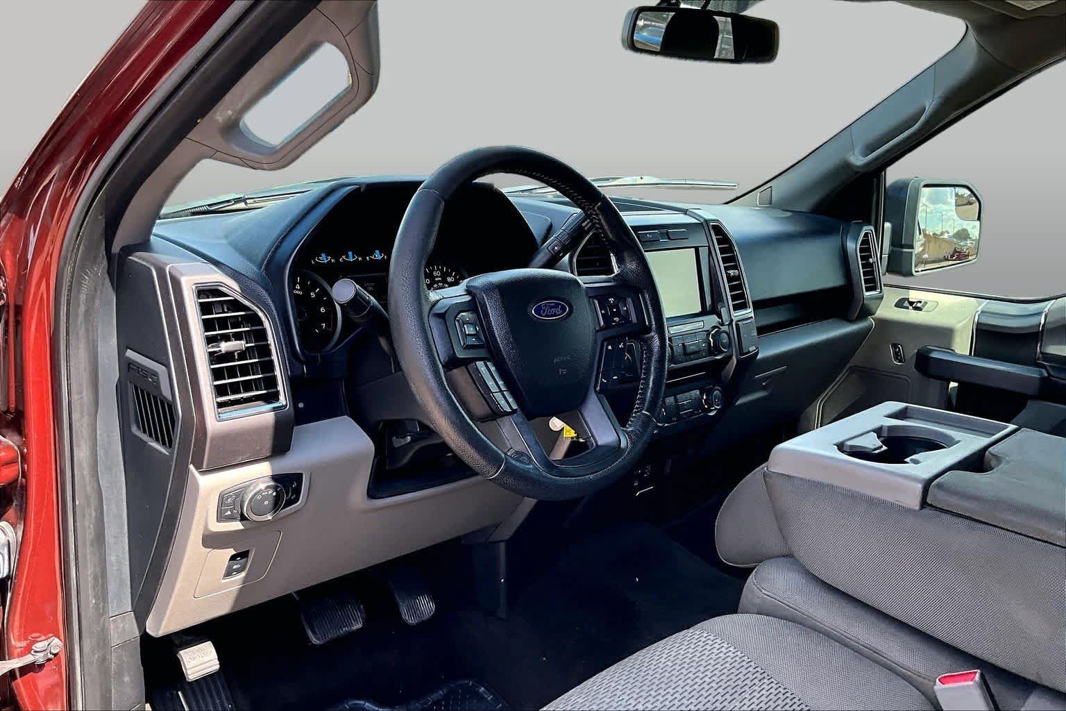 Used 2015 Ford F150 XLT w/ Equipment Group 302A Luxury RWD image 18