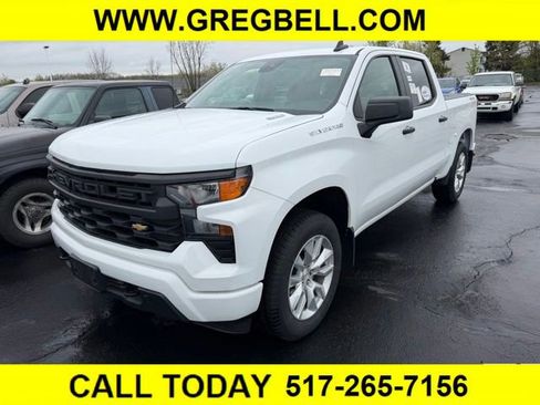 Used 2025 Chevrolet Silverado 1500 Custom AWD/4WD image 1