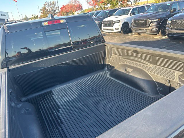 Used 2023 RAM 1500 Big Horn AWD/4WD image 9
