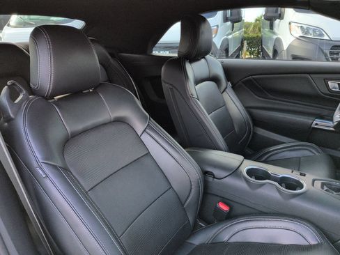 Used 2025 Ford Mustang GT Premium RWD image 14