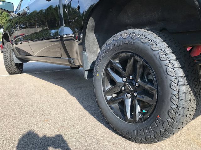 Certified 2023 Chevrolet Silverado 1500 Custom Trail Boss w/ LPO, Dark Essentials Package AWD/4WD image 35