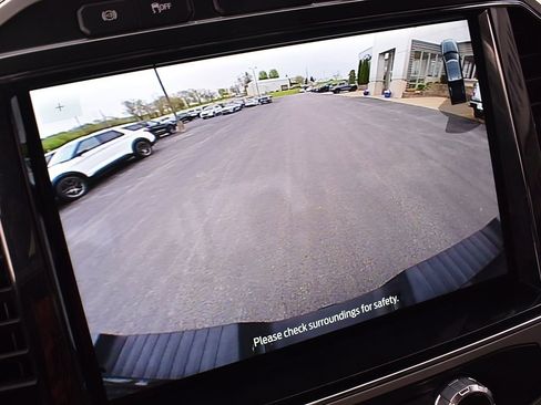 Used 2022 Ford F350 Lariat w/ Lariat Ultimate Package AWD/4WD image 24