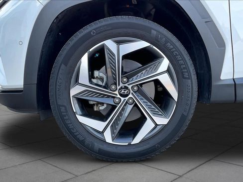 Used 2022 Hyundai Tucson Limited image 10