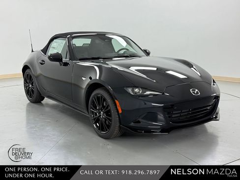 New 2026 MAZDA MX-5 Miata Club image 4