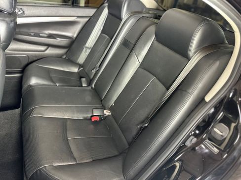 Used 2015 INFINITI Q40 w/ Moonroof Package image 27