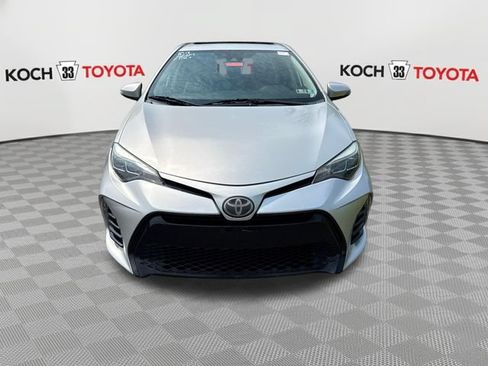 Used 2018 Toyota Corolla XSE FWD image 2
