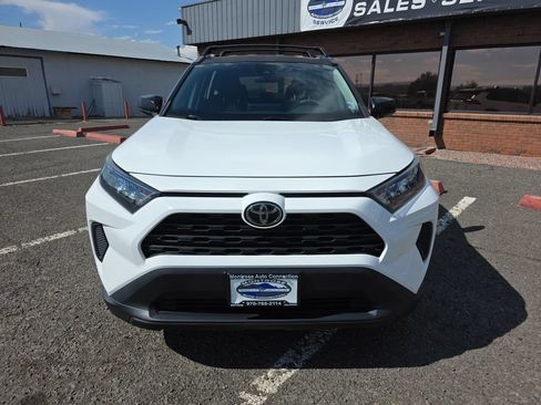 Used 2019 Toyota RAV4 LE w/ All Weather Liner Package AWD/4WD image 10