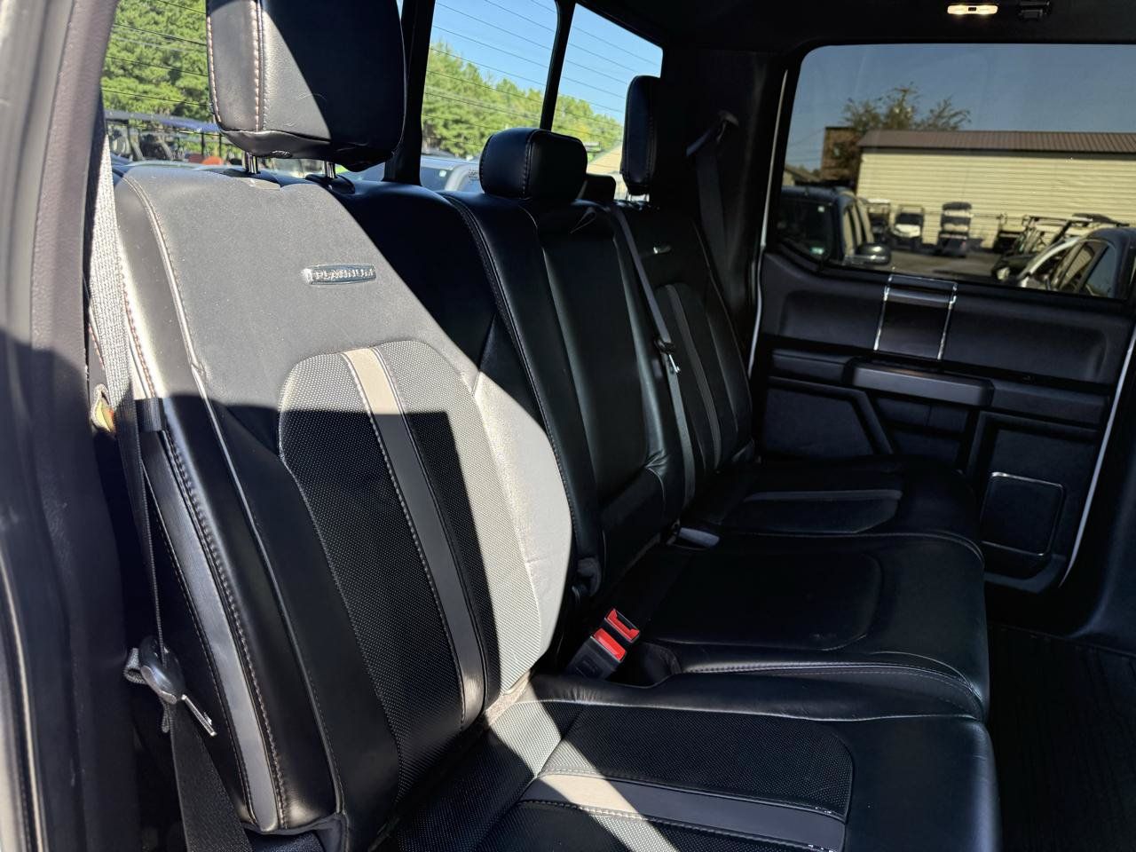 Used 2019 Ford F350 Platinum w/ Platinum Ultimate Package AWD/4WD image 32