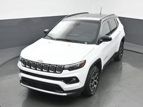 New 2026 Jeep Compass Limited AWD/4WD image 40