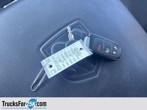 Certified 2017 RAM 1500 Laramie w/ Convenience Group image 27