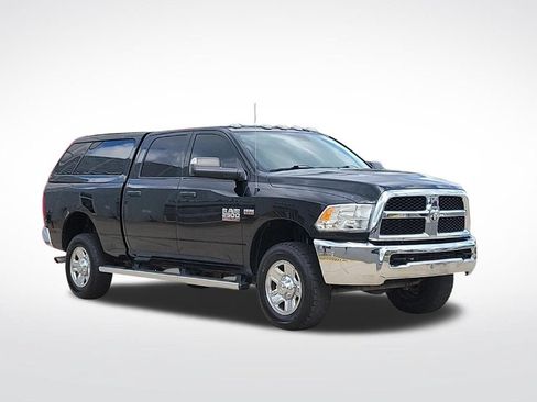 Used 2017 RAM 2500 Tradesman w/ Chrome Appearance Group AWD/4WD image 6
