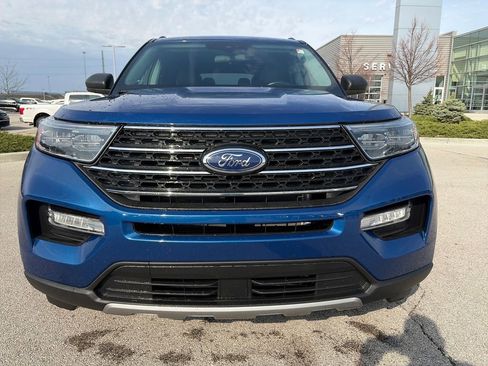 Used 2023 Ford Explorer XLT w/ Equipment Group 202A image 2