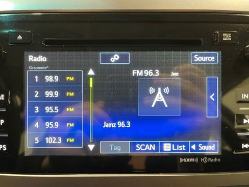 Used 2016 Subaru Legacy 2.5i Premium image 29