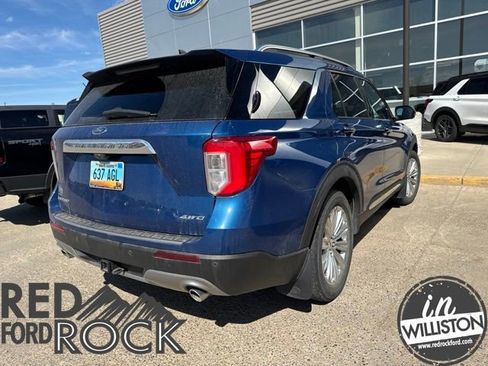 Used 2021 Ford Explorer Limited w/ Equipment Group 301A AWD/4WD image 6
