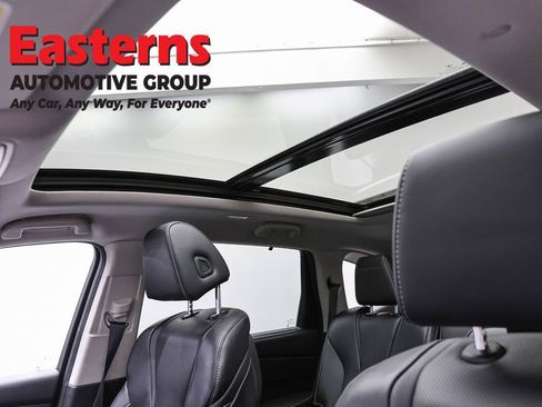 Used 2023 Acura MDX w/ Technology Package AWD/4WD image 37