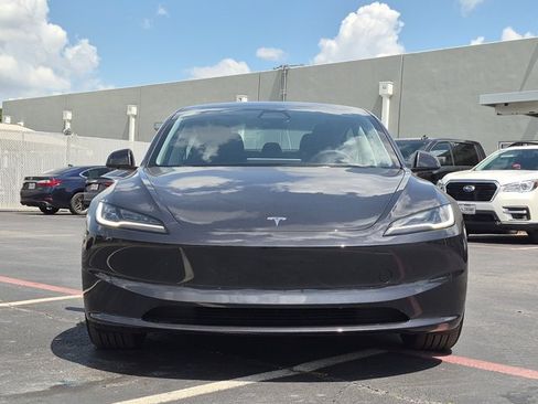 Used 2025 Tesla Model 3 Long Range RWD image 2