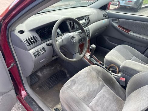 Used 2005 Toyota Corolla CE FWD image 9
