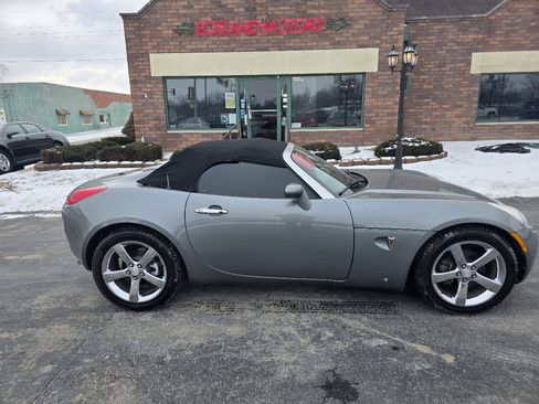 Used 2007 Pontiac Solstice 2dr Convertible w/ Premium Package image 5