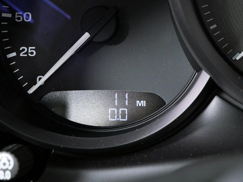 New 2026 Porsche Macan S image 9