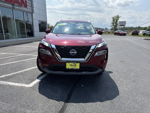 Certified 2023 Nissan Rogue SV w/ SV Premium B Package AWD/4WD image 19