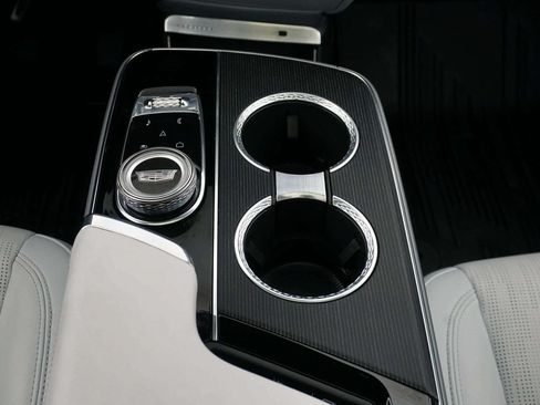 Used 2024 Cadillac Lyriq Luxury RWD image 23
