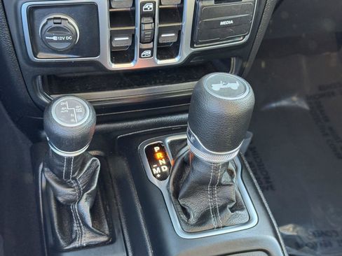 Certified 2025 Jeep Wrangler Sahara w/ Safety Group AWD/4WD image 16