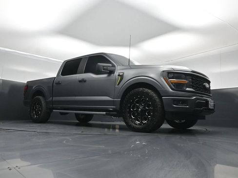 Used 2024 Ford F150 STX RWD image 3