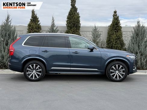 Used 2025 Volvo XC90 B6 Plus image 11