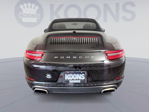 Used 2018 Porsche 911 Carrera RWD image 5