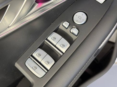 Used 2023 BMW XM AWD/4WD image 22
