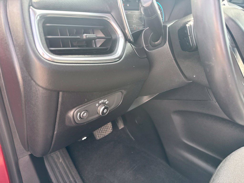 Certified 2018 Chevrolet Equinox LT FWD image 15