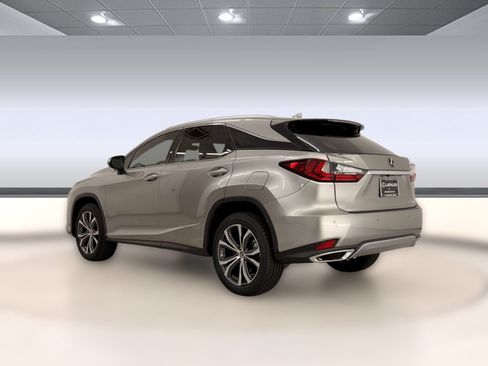 Used 2022 Lexus RX 350 FWD w/ Premium Package image 3