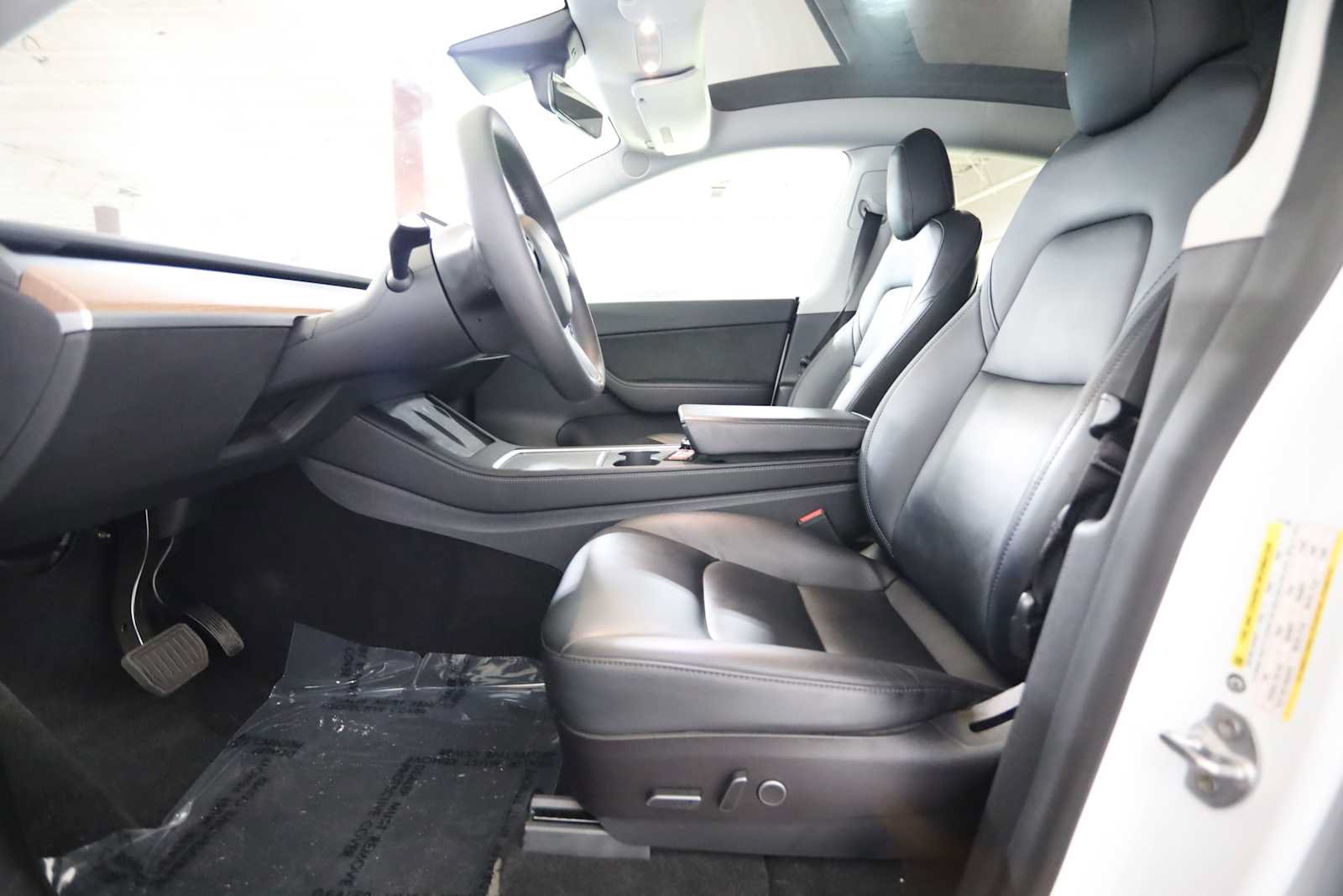 Used 2021 Tesla Model Y Long Range AWD/4WD image 4