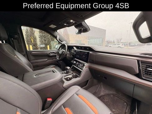 Used 2022 GMC Sierra 1500 AT4 w/ Technology Package image 20