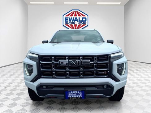 Certified 2026 GMC Canyon AT4 w/ AT4 Premium Package AWD/4WD image 5