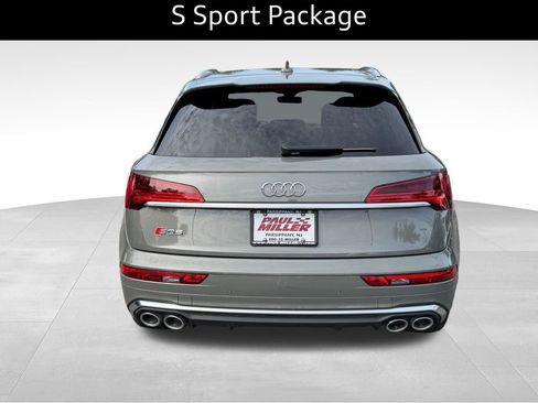 Used 2023 Audi SQ5 Prestige w/ Prestige Package AWD/4WD image 7