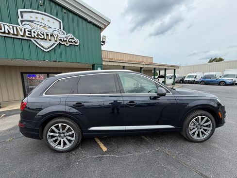 Used 2017 Audi Q7 2.0T Premium Plus w/ Premium Plus Package AWD/4WD image 2