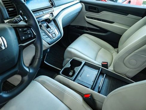 Used 2025 Honda Odyssey EX-L image 25